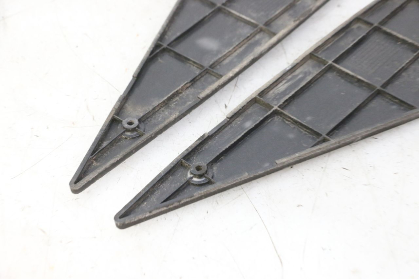 photo de ALFOMBRA DE PASO PIAGGIO NEW TYPHOON 50 (2010 - 2017)