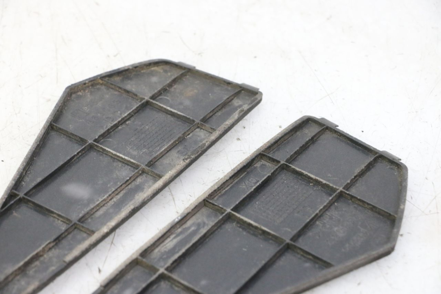 photo de ALFOMBRA DE PASO PIAGGIO NEW TYPHOON 50 (2010 - 2017)