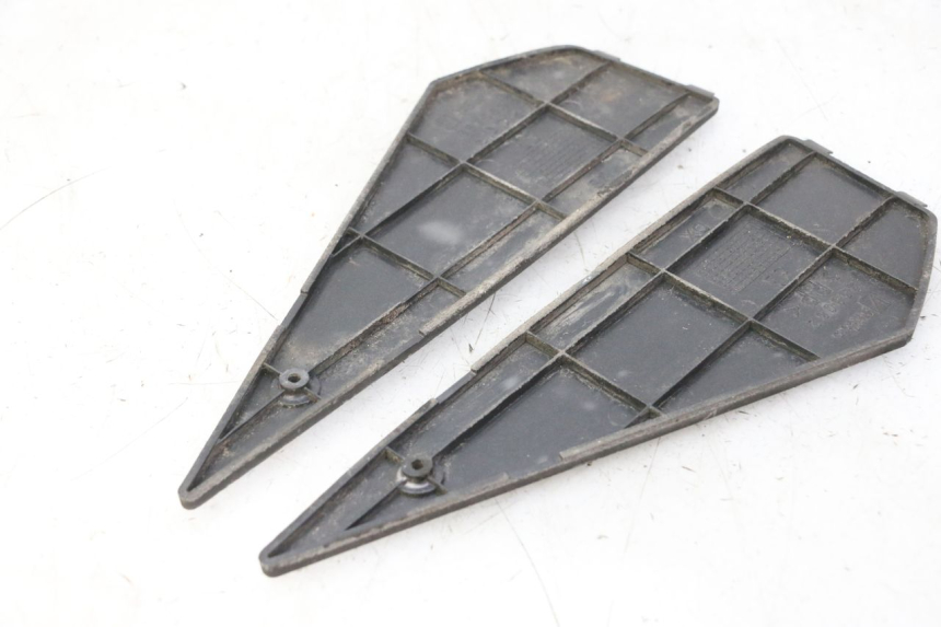 photo de ALFOMBRA DE PASO PIAGGIO NEW TYPHOON 50 (2010 - 2017)