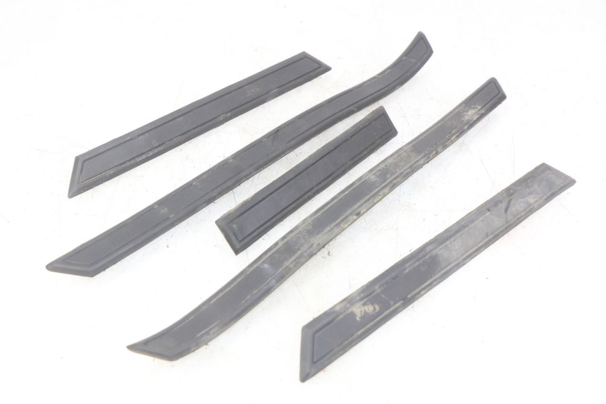 photo de ALFOMBRA PARA PISOS PEUGEOT DJANGO 4T 50 (2014 - 2019)