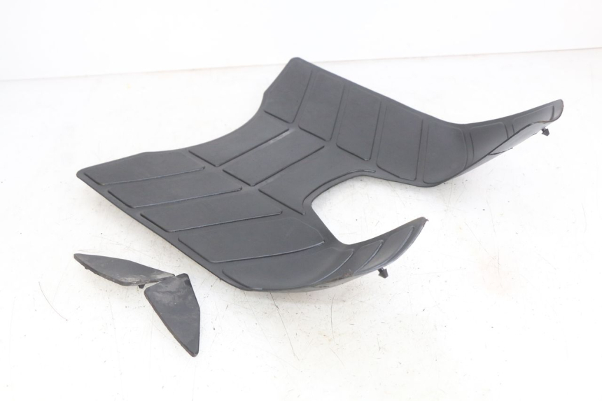photo de ALFOMBRA DE PASO PEUGEOT SV 125 (1991 - 1994)