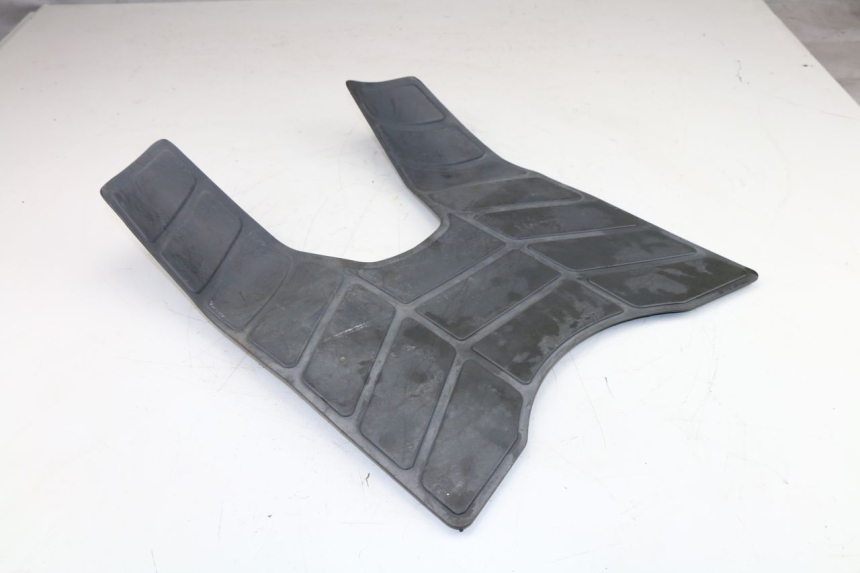 photo de TAPA REPOSAPIES GOMMA PEUGEOT SV 50 (1992 - 2004)