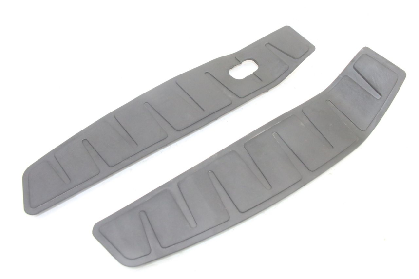 photo de ALFOMBRA DE PASO PIAGGIO MP3 500 (2014 - 2016)