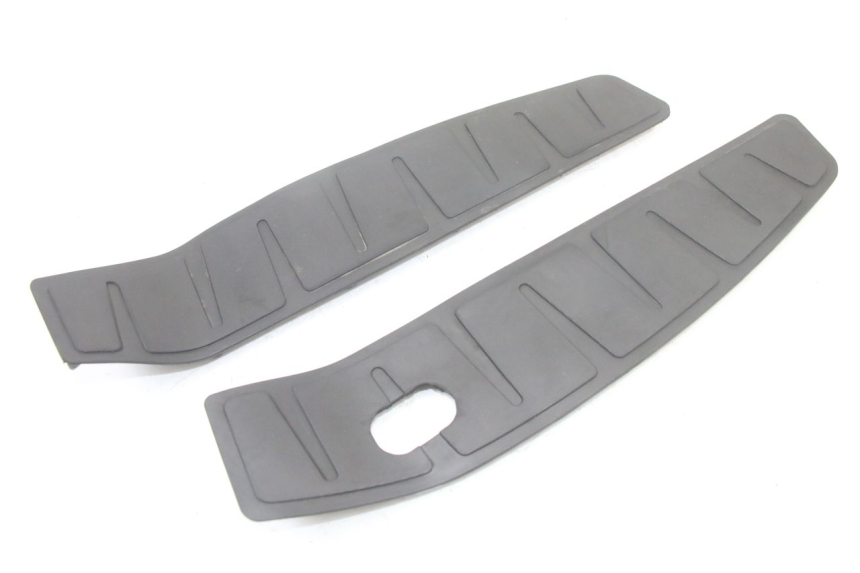 photo de ALFOMBRA DE PASO PIAGGIO MP3 500 (2014 - 2016)
