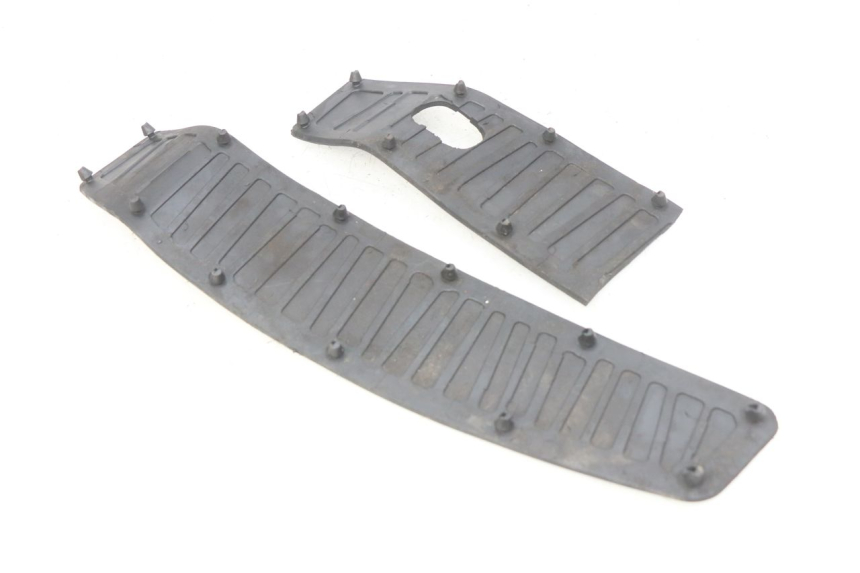 photo de ALFOMBRA DE PASO PIAGGIO MP3 LT 300 (2010 - 2016)