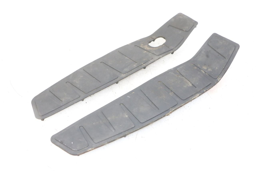 photo de ALFOMBRA PARA ESTRIBO PIAGGIO MP3 LT 400 (2007 - 2012)