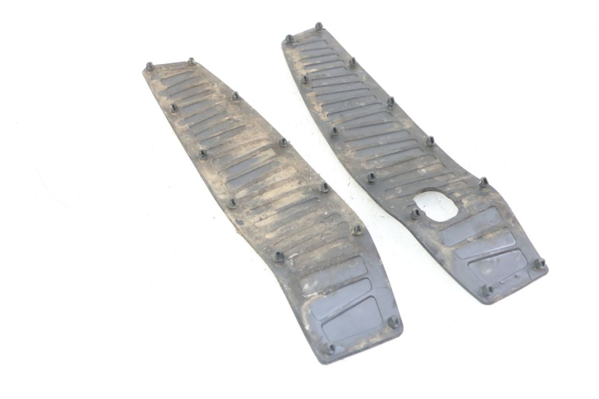 photo de ALFOMBRA PARA ESTRIBO PIAGGIO MP3 LT 400 (2007 - 2012)