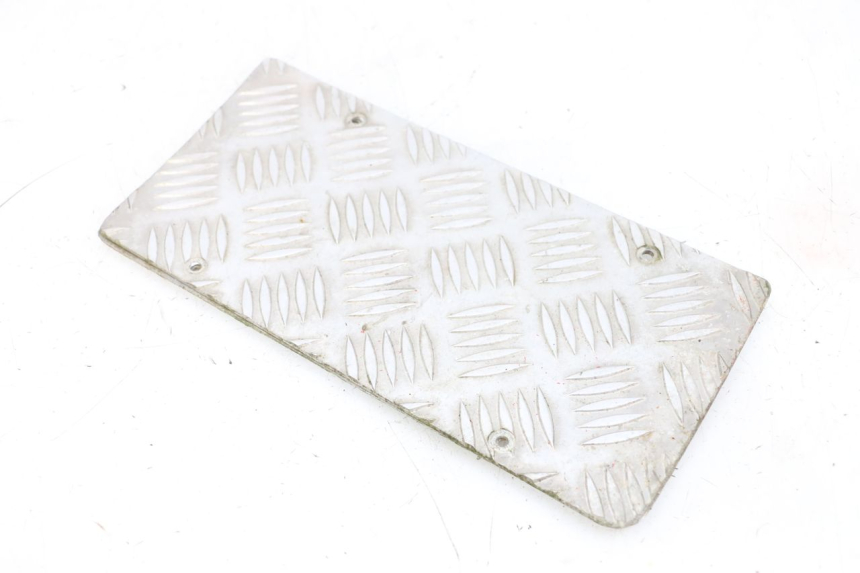 photo de TAPA REPOSAPIES GOMMA LIGIER PULSE 3 1 (2014 - 2020) - Zoom estado de uso