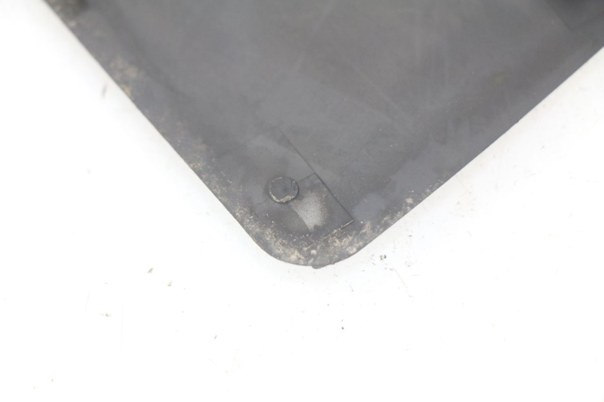 photo de ALFOMBRA DE PASO PEUGEOT SATELIS 125 (2010 - 2012)