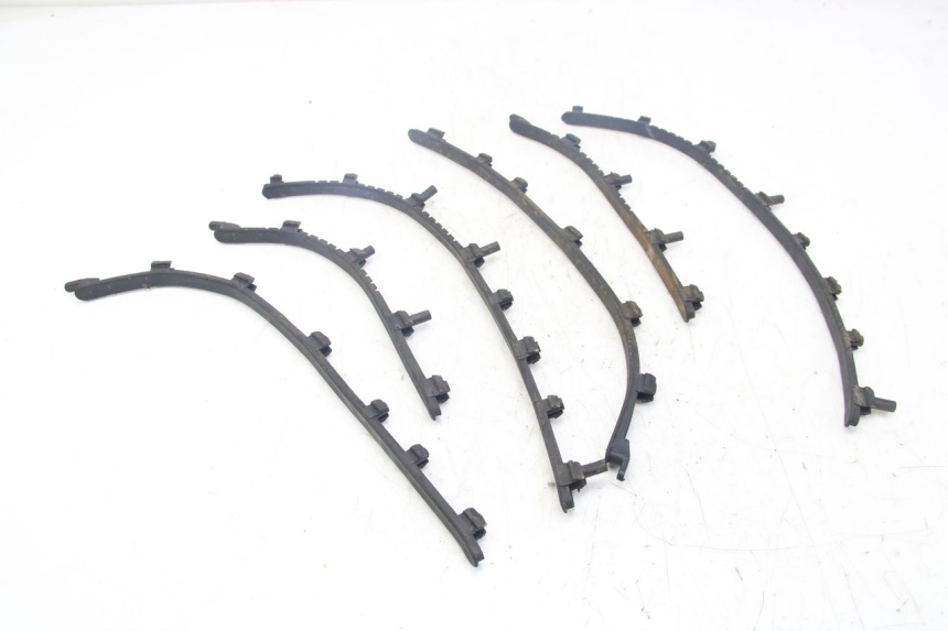 photo de ALFOMBRA DE ESTRIBO PIAGGIO VESPA S 2T 50 (2007 - 2014)