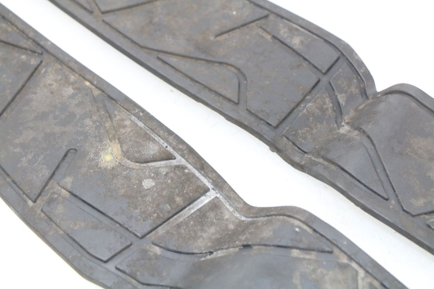 photo de TAPA REPOSAPIES GOMMA KYMCO X-CITING XCITING 400 (2014 - 2018)