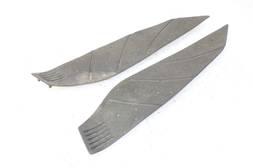 photo de ALFOMBRA DE PASO YAMAHA X-MAX XMAX 250 (2006 - 2009)