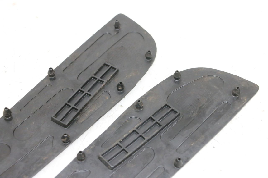 photo de ALFOMBRA DE PASO YAMAHA X-MAX XMAX 125 (2010 - 2013) - Vista general del producto