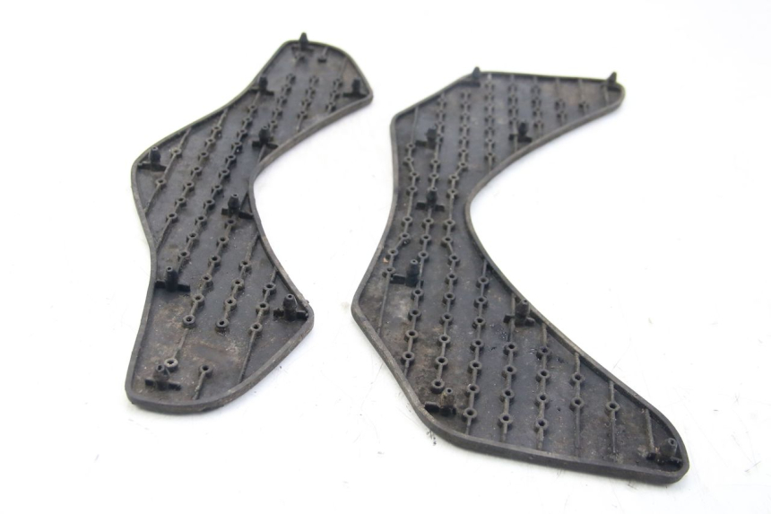 photo de ALFOMBRA DE PASO YAMAHA HW XENTER 125 (2011 - 2017)