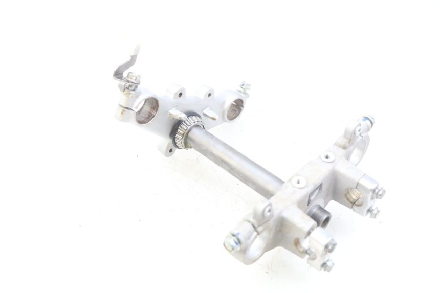 photo de HORQUILLA HONDA CRF CR-F 125 (2022 - 2023) - Primer plano técnico