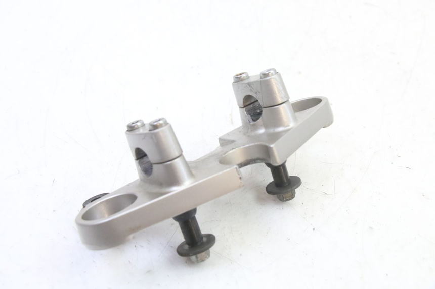 photo de Té DE LA HORQUILLA SUPERIOR SUZUKI GS GSE 500 (2001 - 2003)