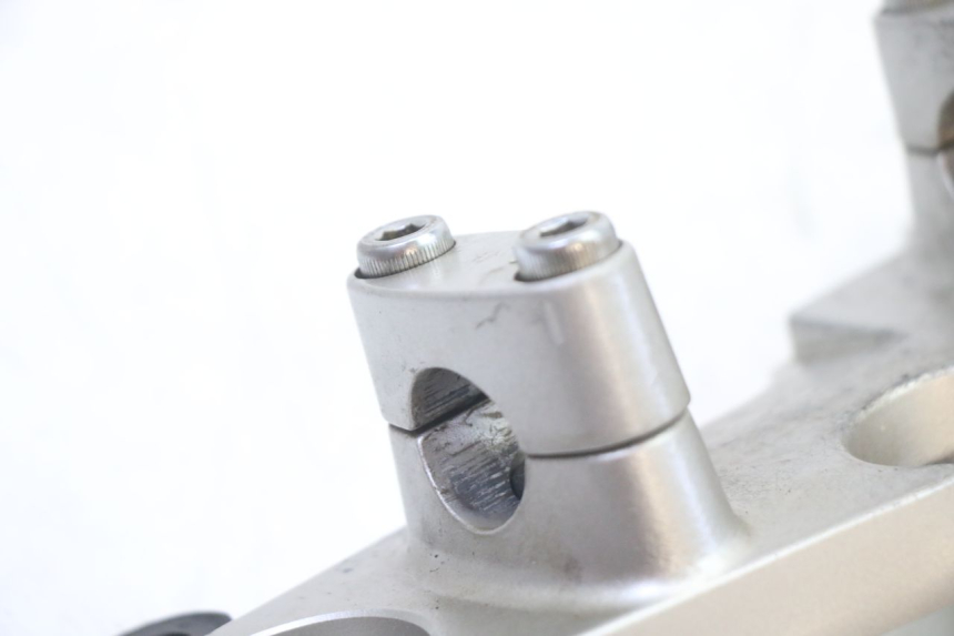 photo de Té DE LA HORQUILLA SUPERIOR SUZUKI GS GSE 500 (2001 - 2003)