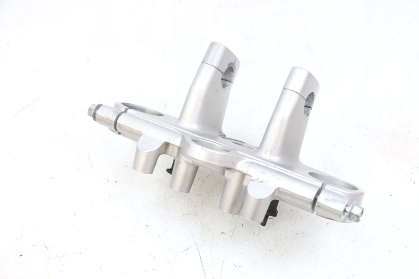 photo de HORQUILLA SUZUKI GSF N BANDIT 600 (1996 - 1999) - Detalles de los puntos de fijación