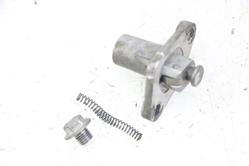 photo de TENSOR CADENA DISTRIBUCION PEUGEOT SATELIS 125 (2013 - 2018)
