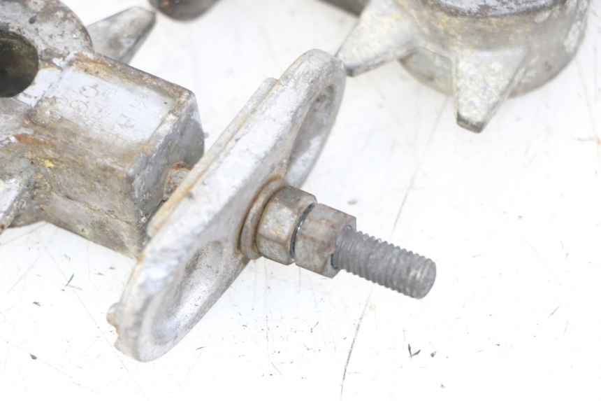 photo de TENSORES CADENA YAMAHA XJN DIVERSION 600 (2000 - 2003)
