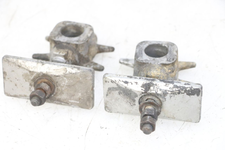 photo de TENSOR DE CADENA YAMAHA FZS FAZER 600 (2001 - 2003)