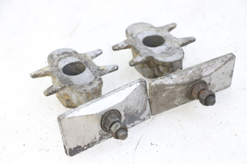photo de TENSOR DE CADENA YAMAHA FZS FAZER 600 (2001 - 2003)
