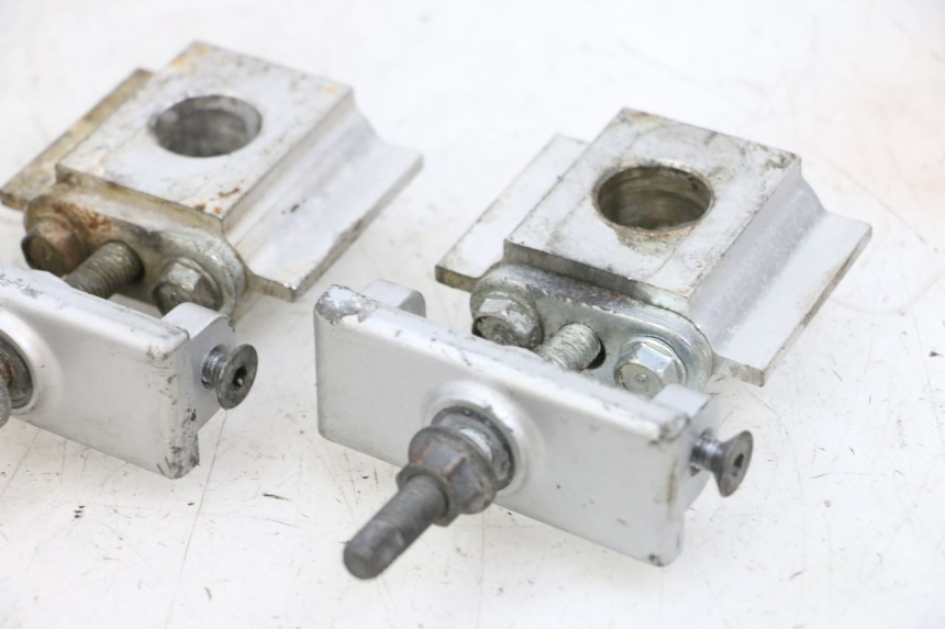 photo de TENSORES CADENA KAWASAKI ZR 7 750 (1999 - 2001) - Detalle de la pieza