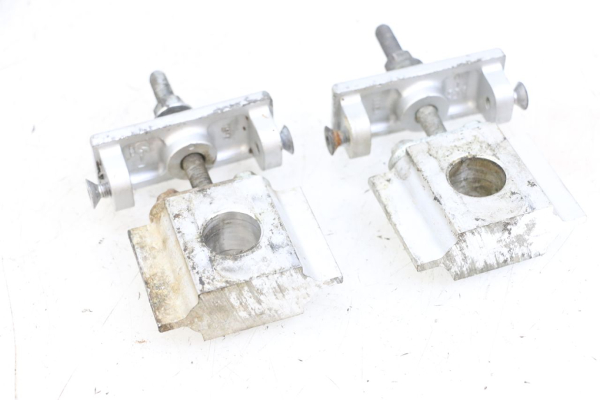 photo de TENSORES CADENA KAWASAKI ZR 7 750 (1999 - 2001) - Primer plano técnico