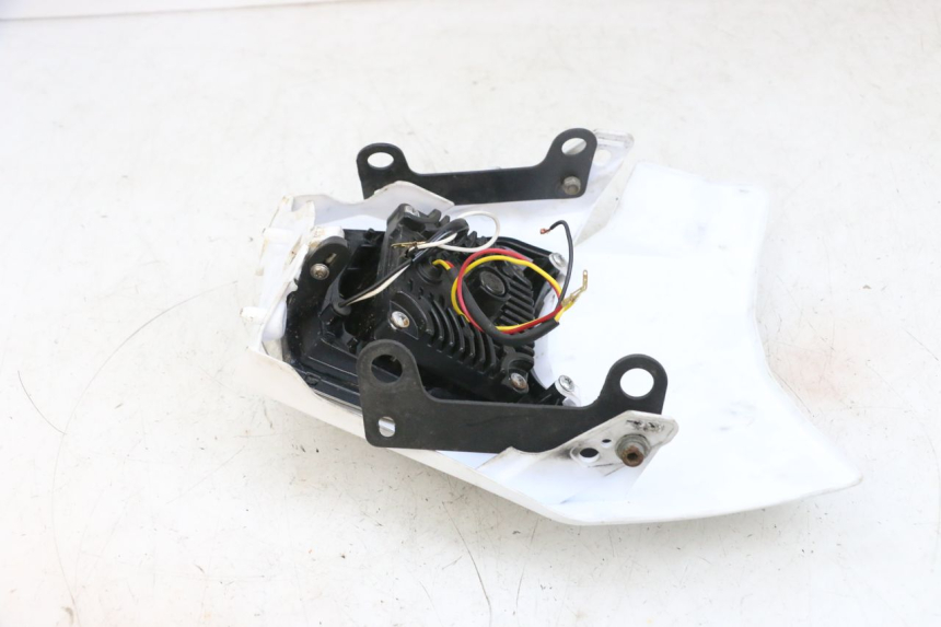 photo de CARENADO FRONTAL RIEJU MRT 50 (2018 - 2021) - Otra perspectiva