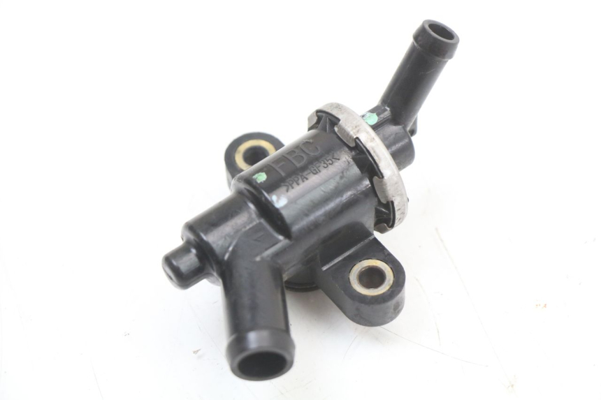 photo de TERMOSTATO  HONDA FORZA 125 (2015 - 2016) - Primer plano técnico