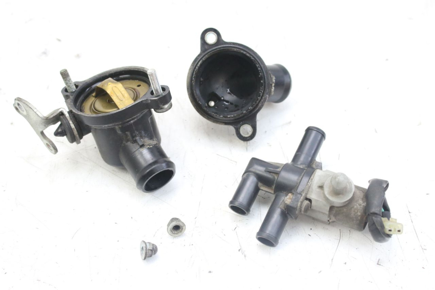 photo de TERMOSTATO YAMAHA YZF R1 1000 (2007 - 2008)