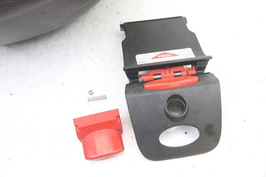 photo de MALETA APRILIA ATLANTIC 125 (2003 - 2009)