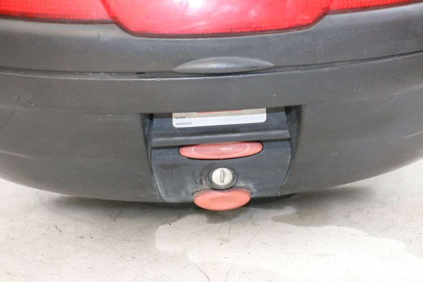 photo de MALETA PEUGEOT KISBEE 4T 50 (2010 - 2017) - Estado de la superficie y material