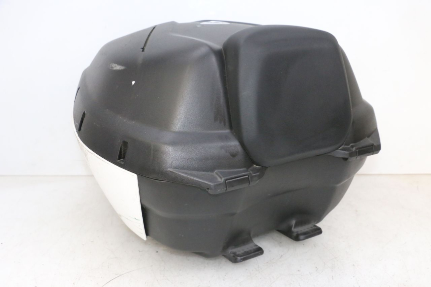 photo de MALETA YAMAHA NEO'S CORE 1 (2022 - 2026) - Enfoque en la estructura