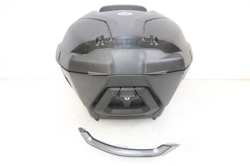 photo de MALETA YAMAHA NEO'S CORE 1 (2022 - 2026) - Zoom estado de uso