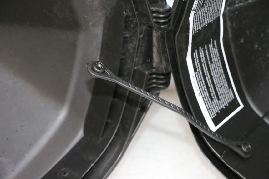 photo de MALETA YAMAHA NEO'S CORE 1 (2022 - 2026) - Inspección visual detallada