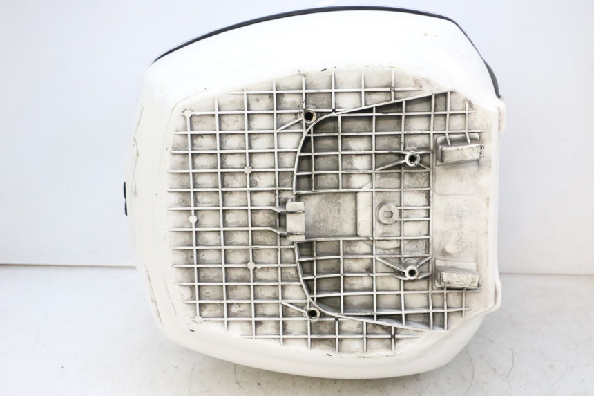 photo de MALETA PIAGGIO VESPA GTS SUPER IE 125 (2009 - 2016) - Otra vista del artículo