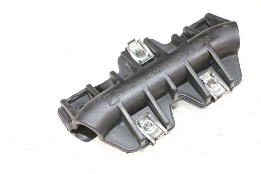 photo de MALETA PIAGGIO VESPA GTS SUPER IE 125 (2009 - 2016) - Perfil de la pieza de repuesto