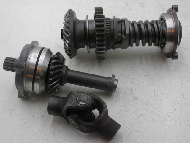 photo de RUEDA TRASERA ENGRANAJES YAMAHA FJR 1300 (2004 - 2005) - Enfoque en la estructura