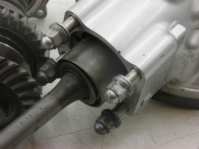 photo de RUEDA TRASERA ENGRANAJES YAMAHA FJR 1300 (2004 - 2005) - Primer plano técnico