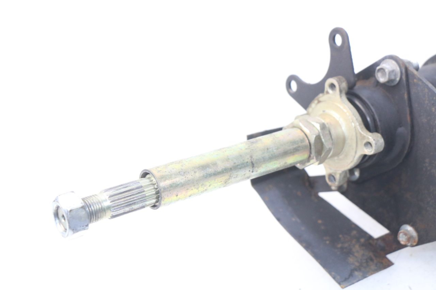 photo de RUEDA TRASERA ENGRANAJES CHINESE QUAD ATV ENFANT 125 - Detalles de los puntos de fijación