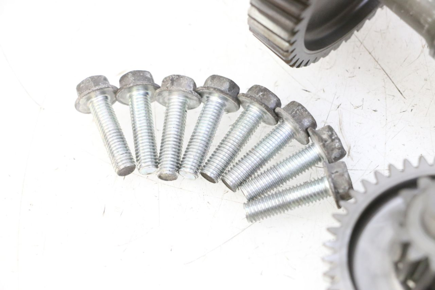 photo de TRANSMISIÓN DE LA RUEDA SUZUKI BURGMAN 125 (2007 - 2014)