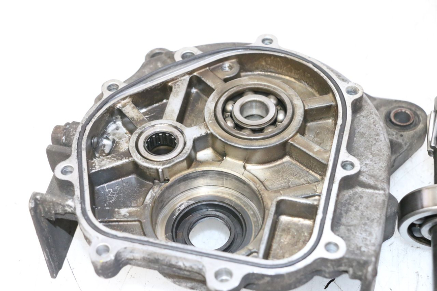 photo de RUEDA TRASERA ENGRANAJES DAELIM HISTORY 125 (2001 - 2002)