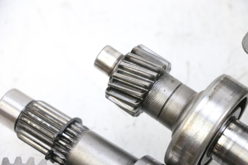 photo de RUEDA TRASERA ENGRANAJES KYMCO LIKE 125 (2009 - 2016) - Otra vista del artículo