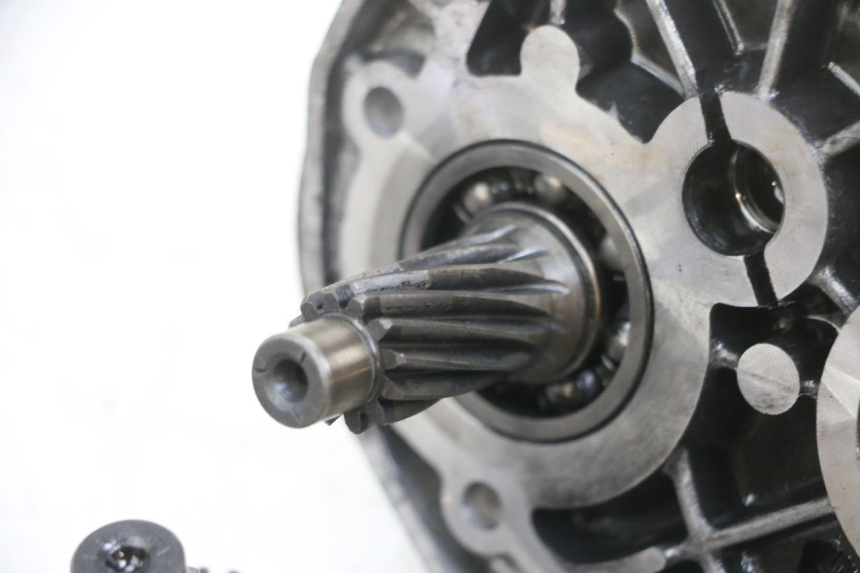 photo de TRANSMISIÓN DE LA RUEDA PEUGEOT LUDIX 50 (2008 - 2017) - Primer plano de alta resolución