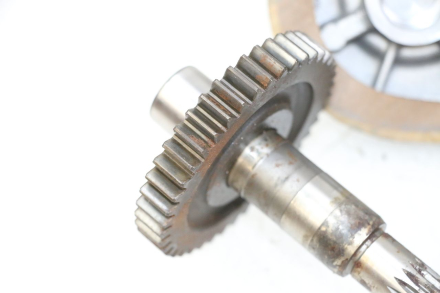 photo de RUEDA TRASERA ENGRANAJES YAMAHA NEO'S NEOS 2T 50 (1998 - 2007) - Ángulo de visión alternativo