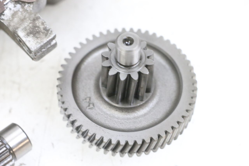 photo de RUEDA TRASERA ENGRANAJES YAMAHA NEOS NEO'S 4T 50 (2008 - 2016) - Zoom sobre los componentes