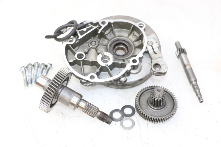 photo de RUEDA TRASERA ENGRANAJES PIAGGIO NEW TYPHOON 50 (2010 - 2017)