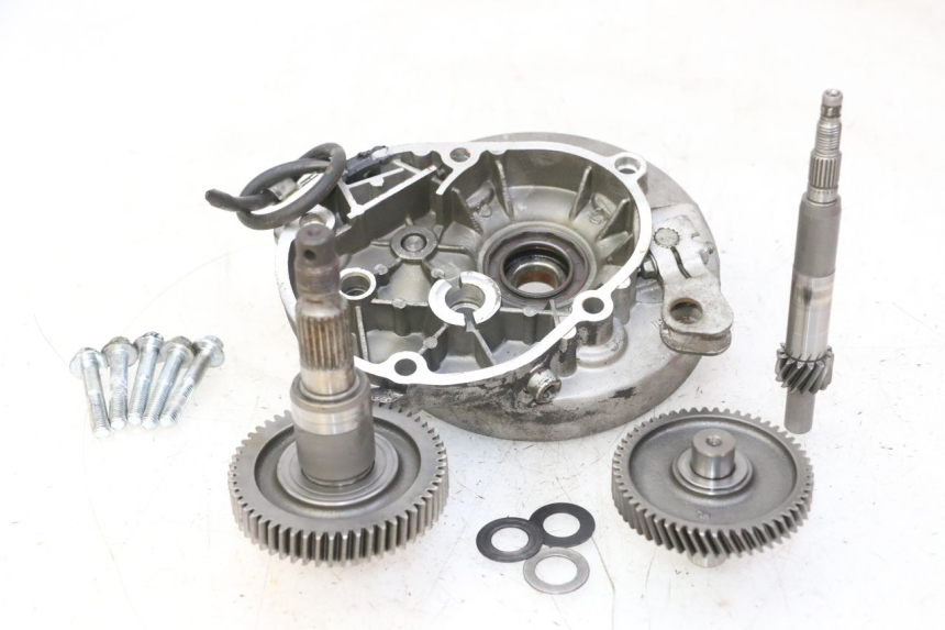 photo de RUEDA TRASERA ENGRANAJES PIAGGIO NEW TYPHOON 50 (2010 - 2017)