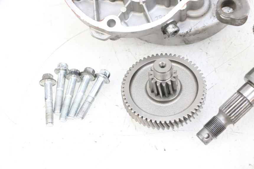 photo de RUEDA TRASERA ENGRANAJES PIAGGIO NEW TYPHOON 50 (2018 - 2021) - Características distintivas